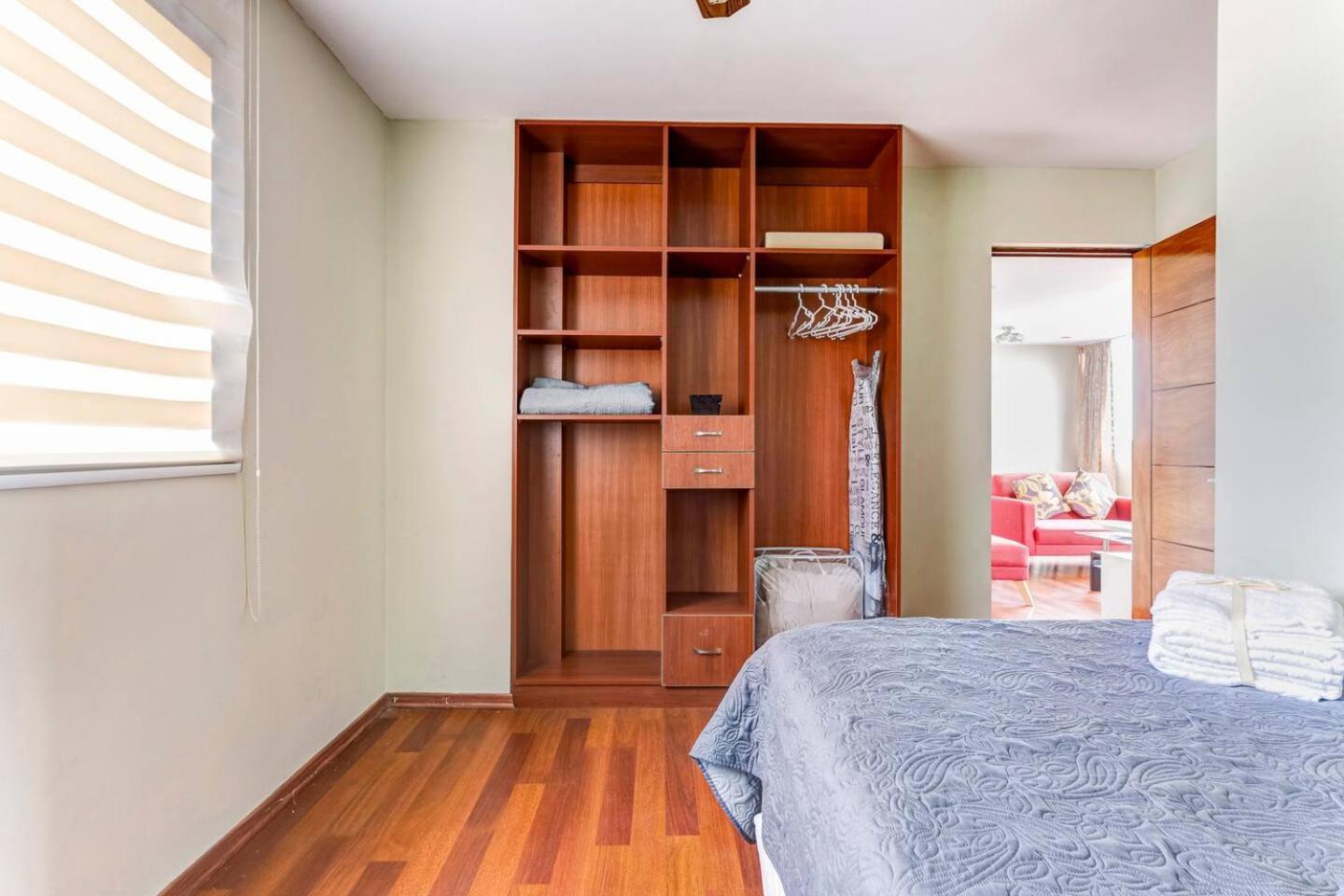 Apartamentos Estela En Alameda Colonial - 5Km Aeropuerto Jorge Chavez Lima Zewnętrze zdjęcie